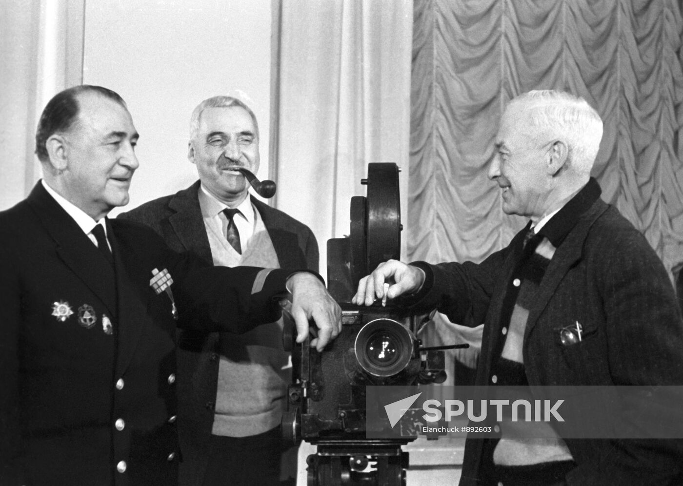 Georgy Mezentsev, Konstantin Simonov, and Roman Karmen