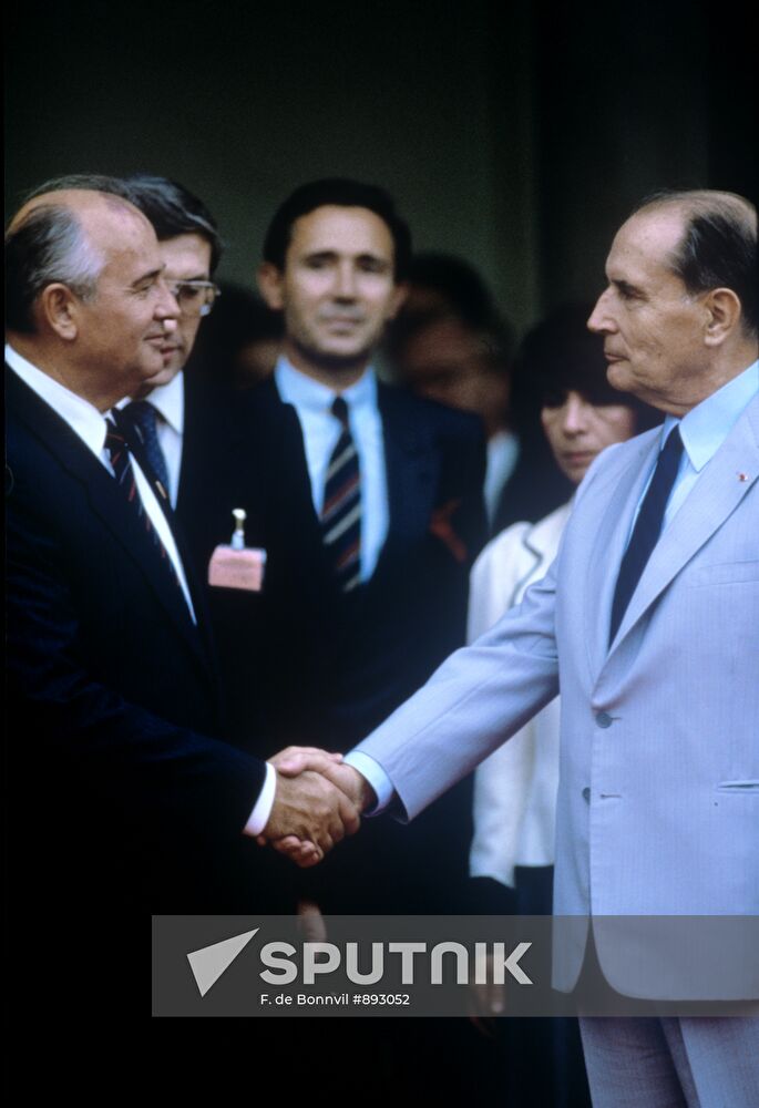 Mikhail Gorbachev and Francois Mitterrand