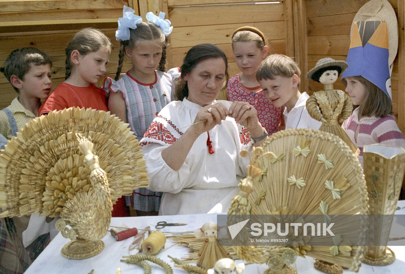 Children at the Craft Fair in Minsk