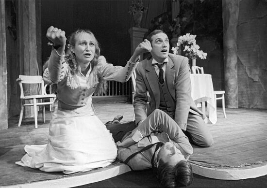 Scene from "Creditors"