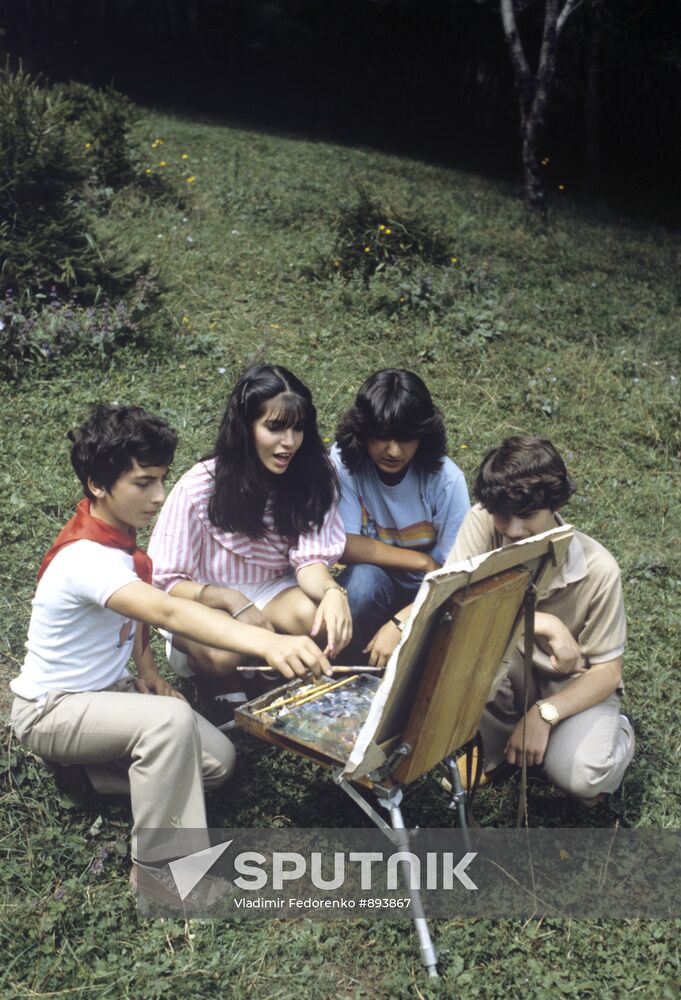 Soviet and American children