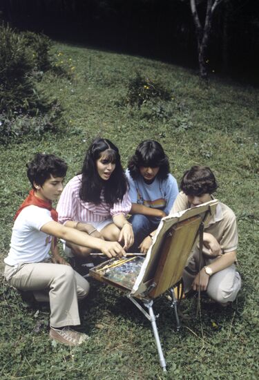 Soviet and American children