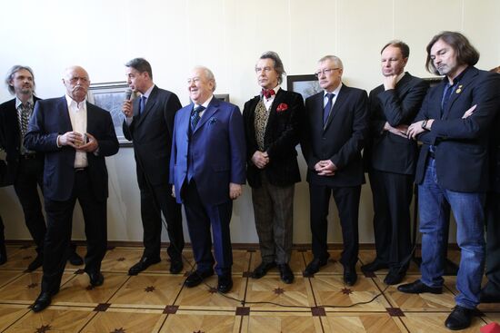 Stansilav Govorukhin's exhibition