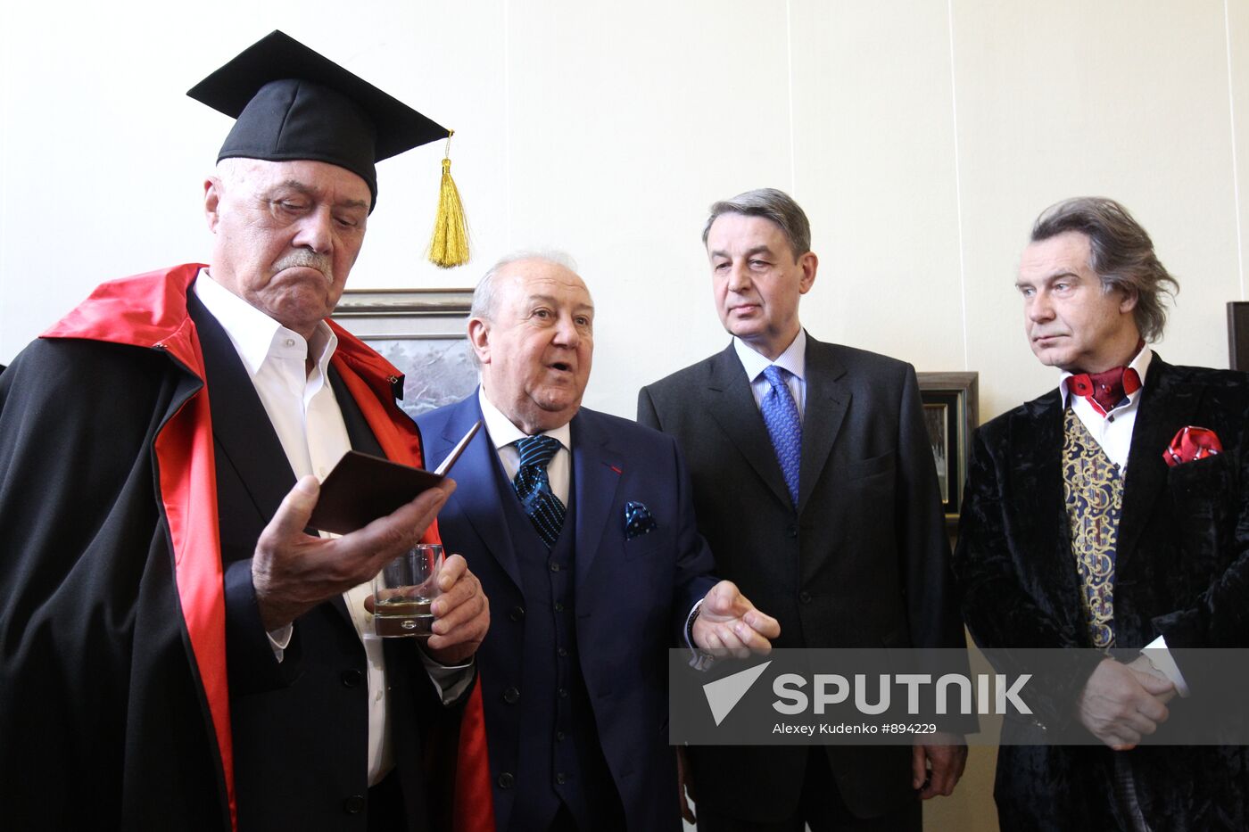 Stansilav Govorukhin's exhibition