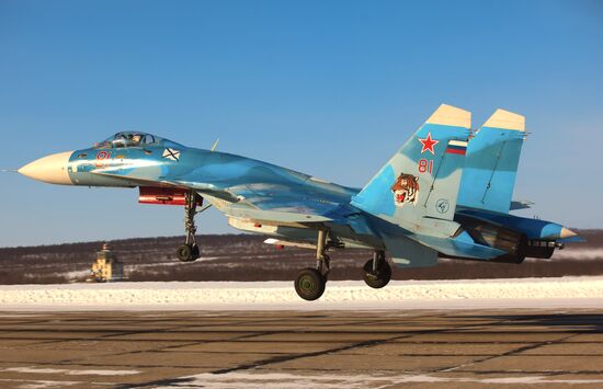 Training missions of Northern Fleet 279th fighter wing