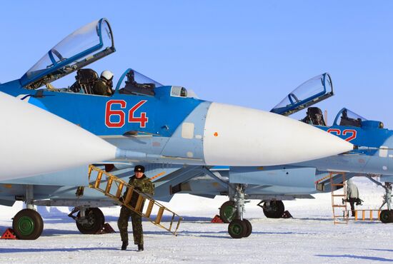 Training missions of Northern Fleet 279th fighter wing