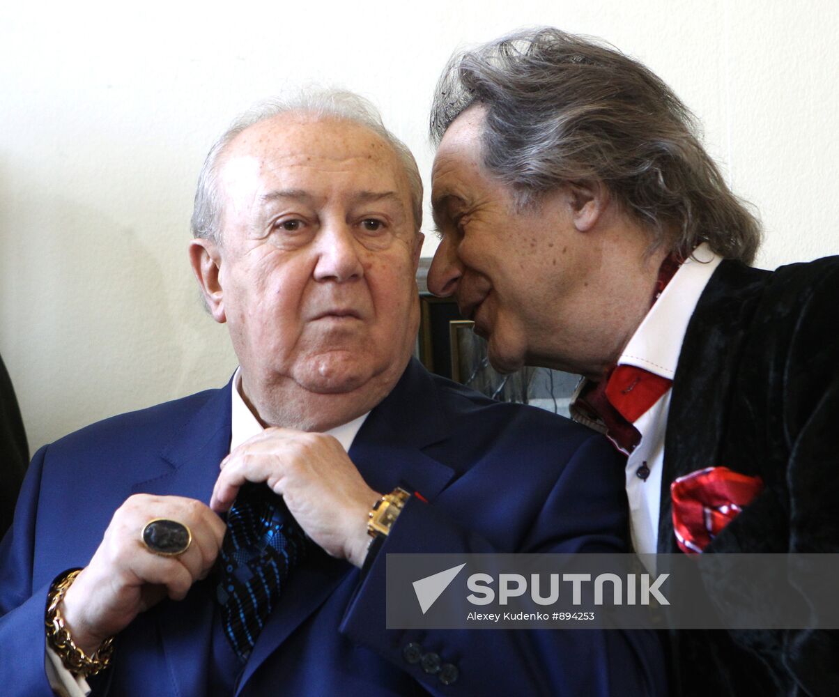 Zurab Tsereteli, Alexader Shilov