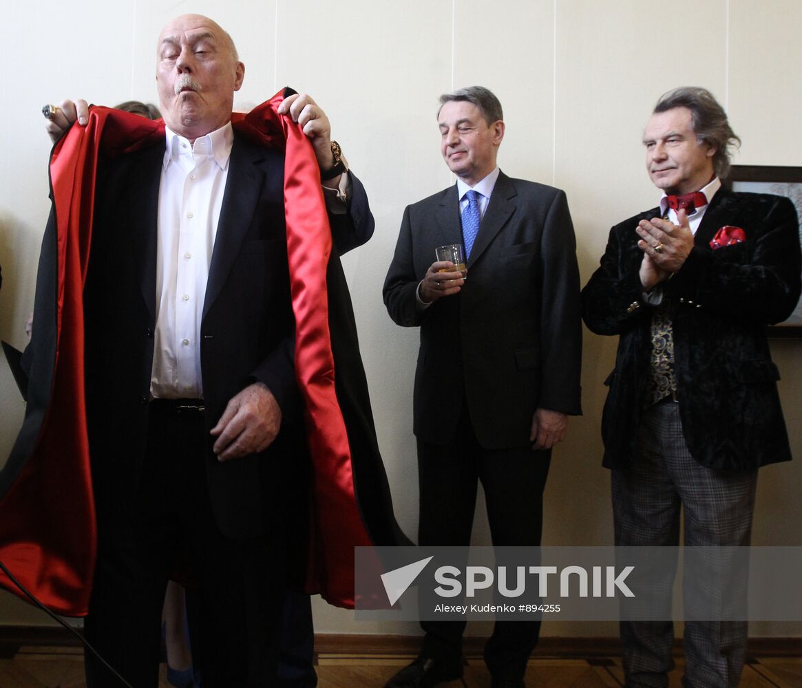 Stanislav Govorukhin's exhibition