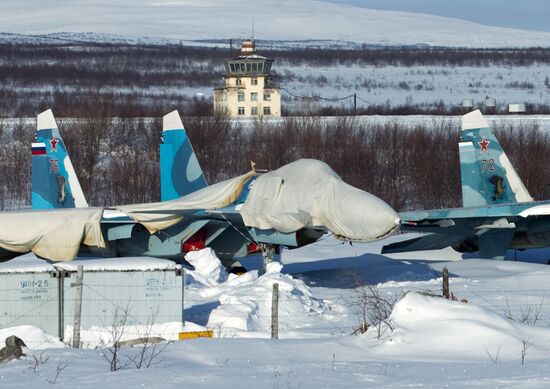Training missions of Northern Fleet 279th fighter wing