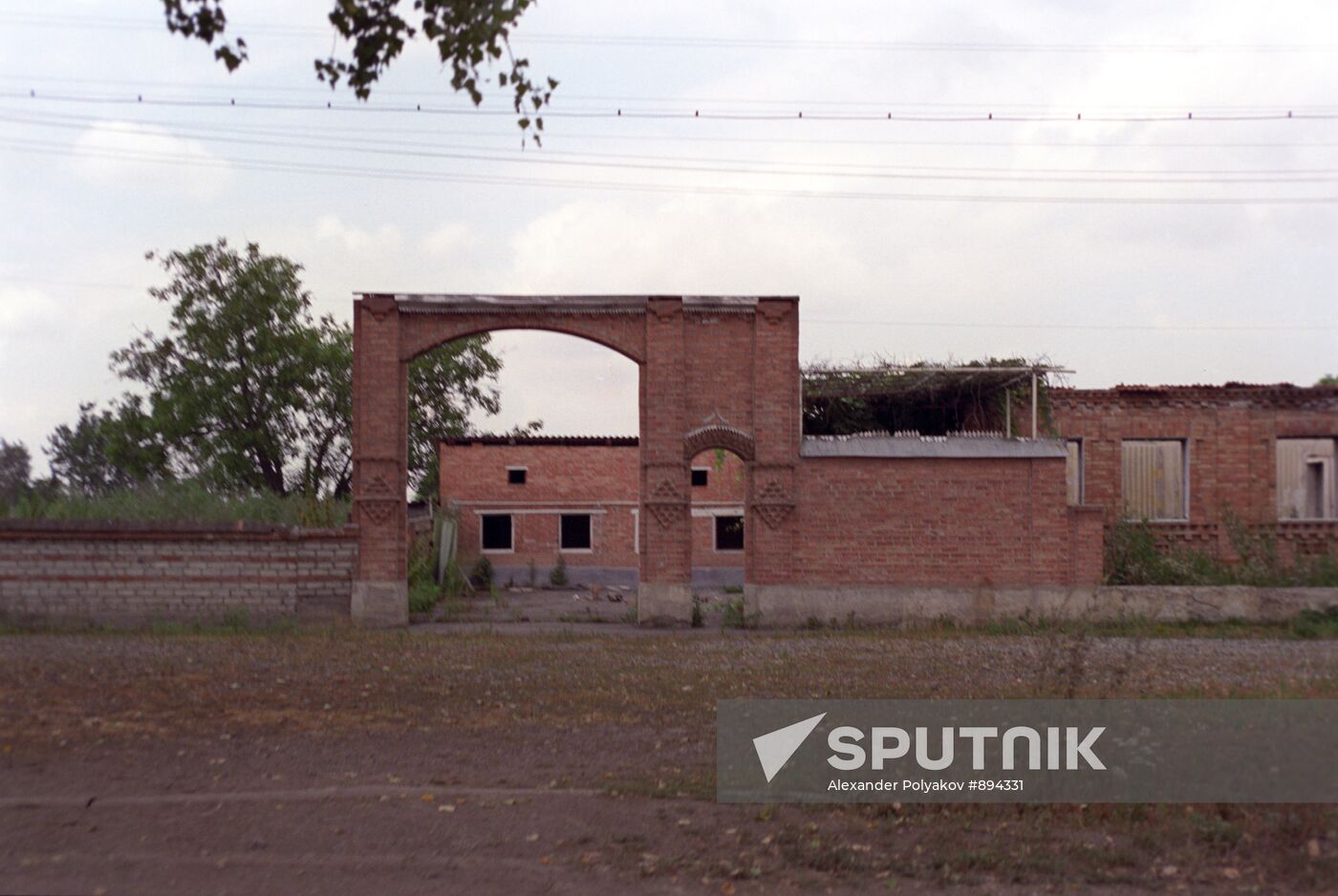Burnt buildings in village Chermen