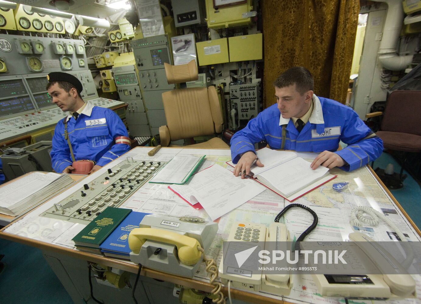 Karelia nuclear submarine crew