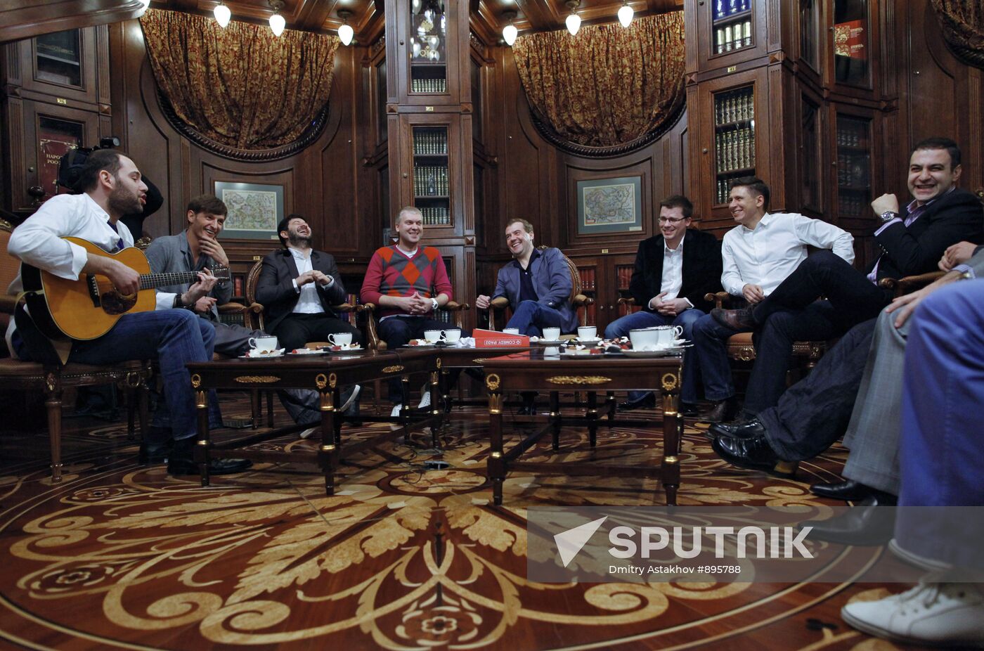 Dmitry Medvedev speaks with Comedy Club project participants