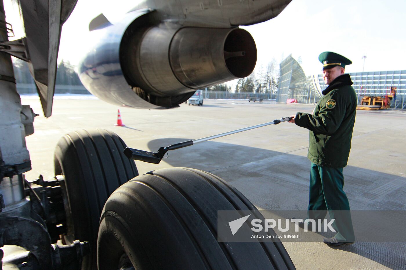 Radiation tests in aircraft and baggage at Sheremetyevo airport