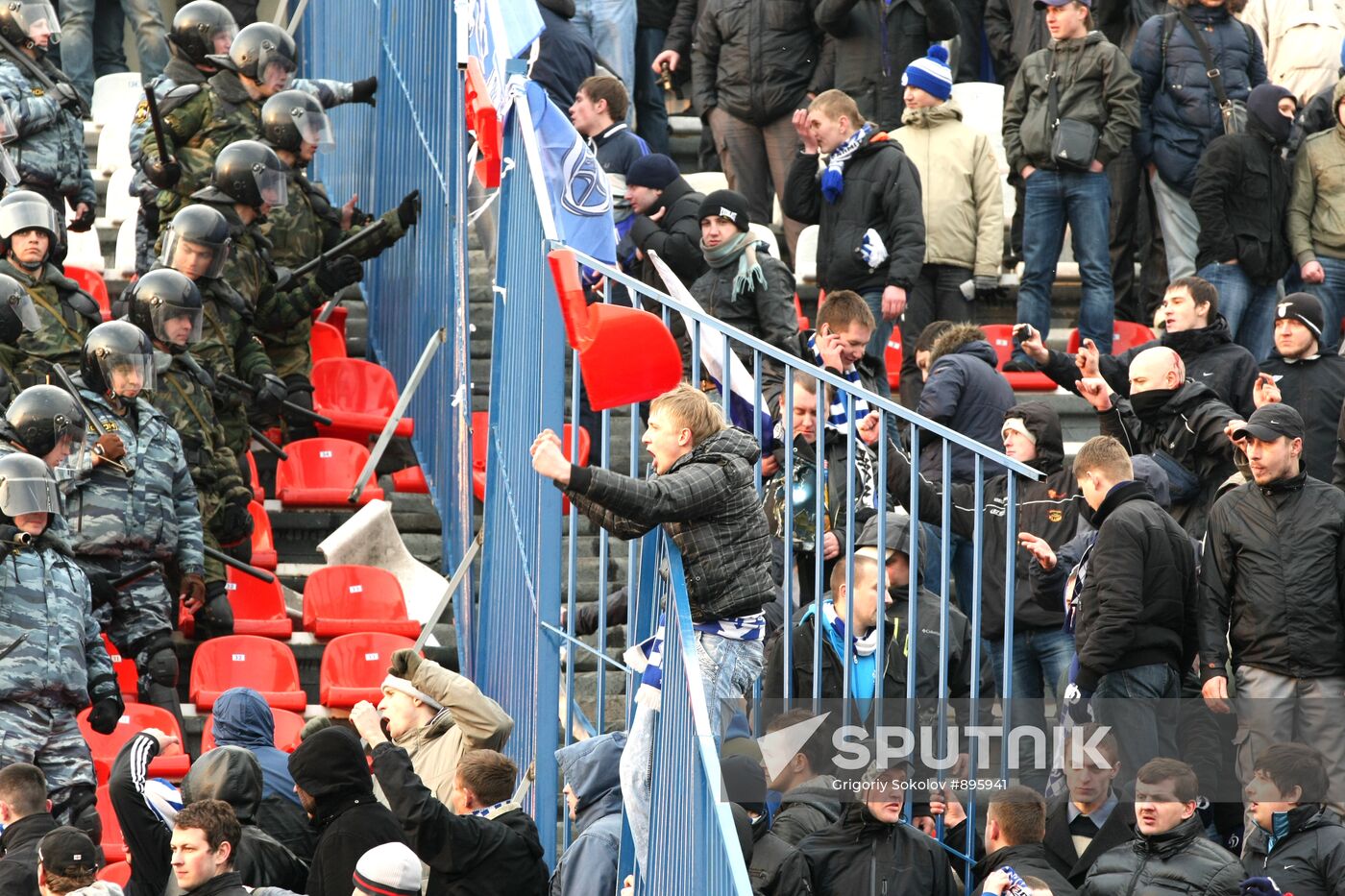 Football. Premier League. Match Volga - Dinamo