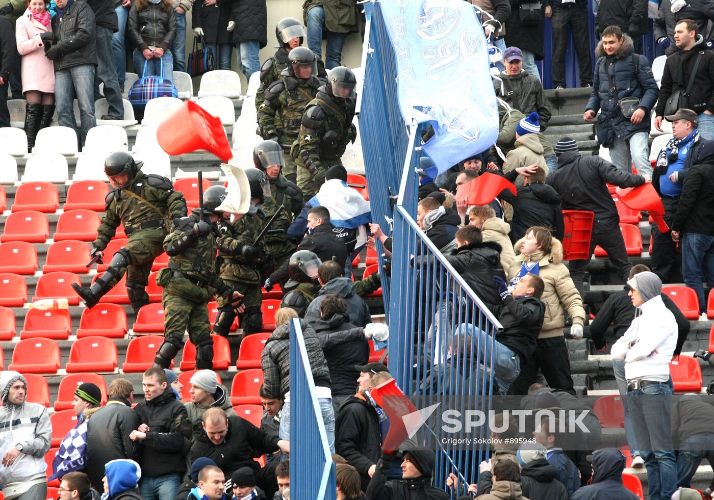 Football. Premier League. Match Volga - Dinamo