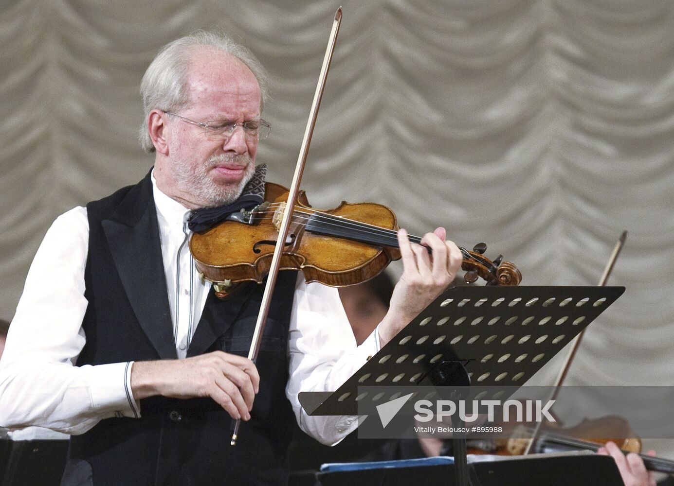 Performance of "Kremerata Baltica" chamber orchestra