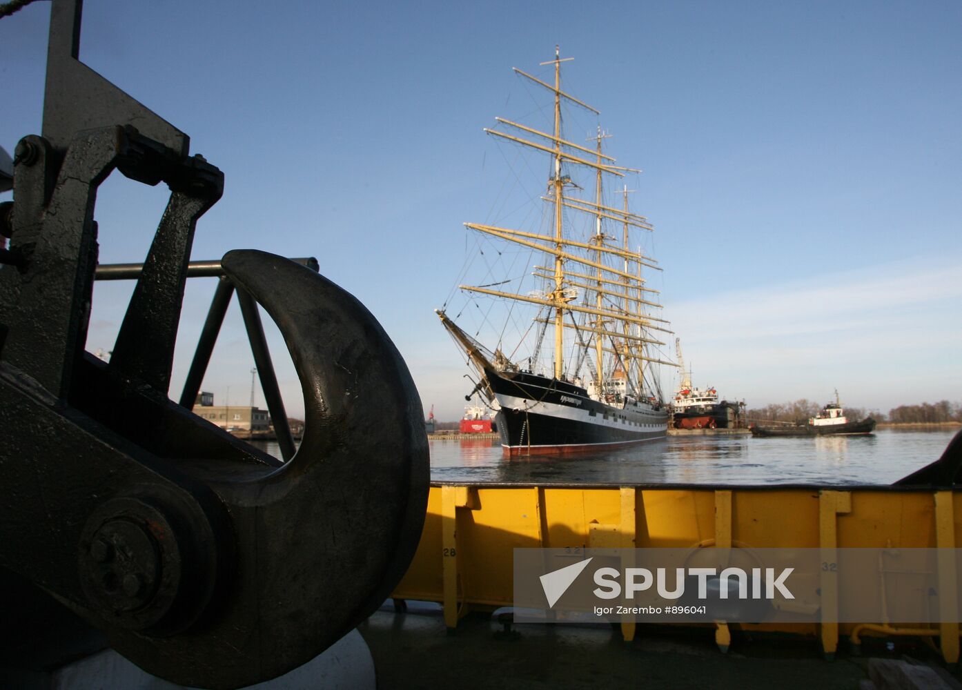 Sailing ship "Kruzenshtern" out on a training voyage