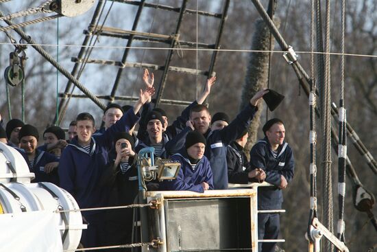 Sailing ship "Kruzenshtern" out on a training voyage