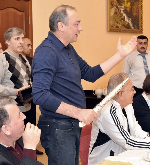 FC Anzhi players meet with Magomedsalam Magomedov