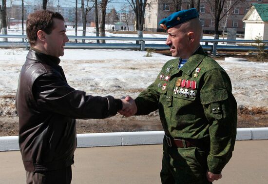 Dmitry Medvedev visits 45th Airborne Regiment