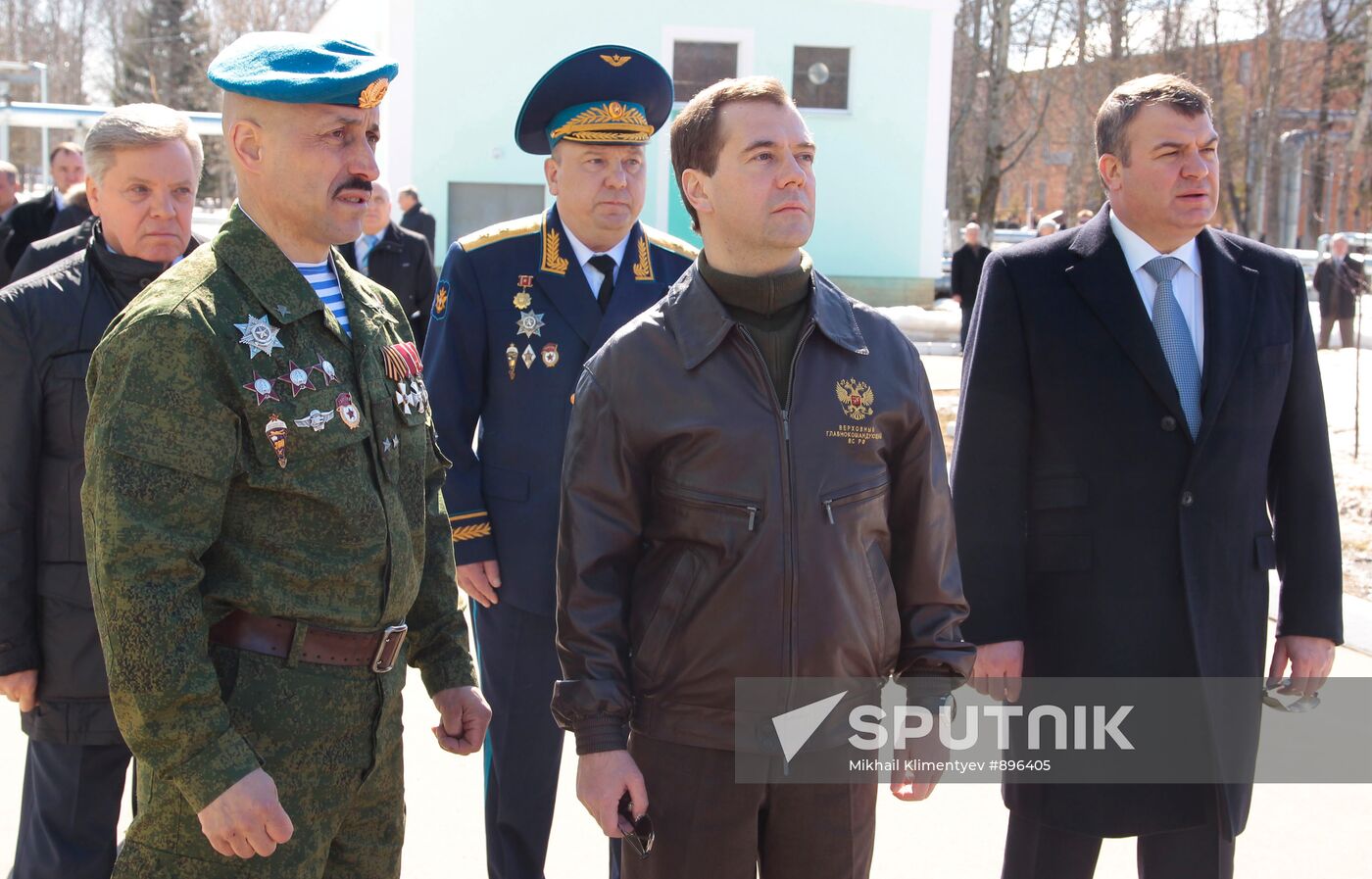 Dmitry Medvedev visits 45th Airborne Regiment