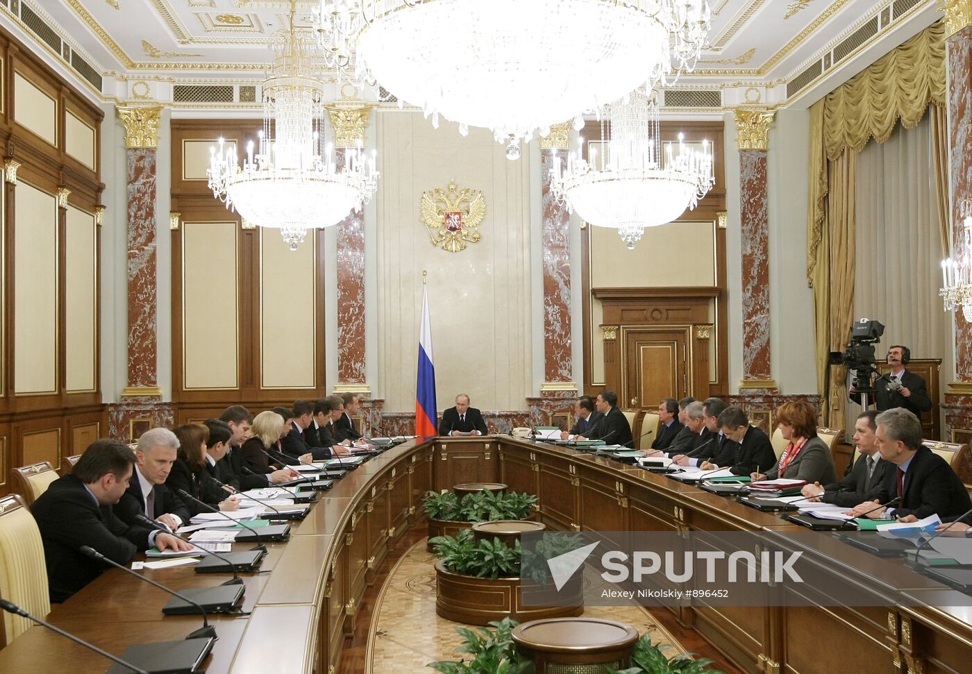 Vladimir Putin chairs government meeting in Moscow