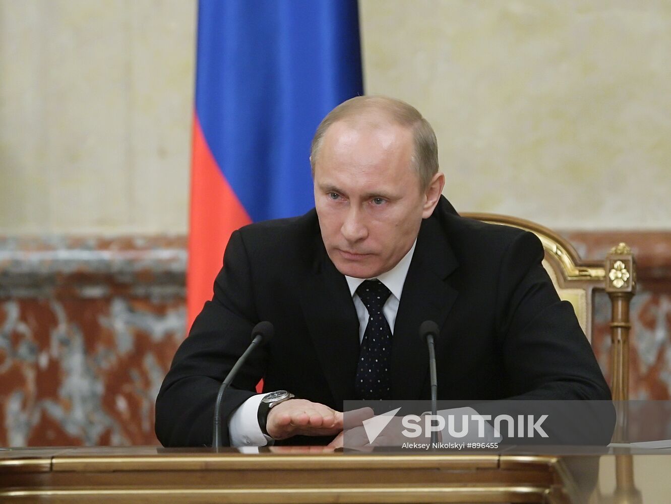 Vladimir Putin chairs government meeting in Moscow