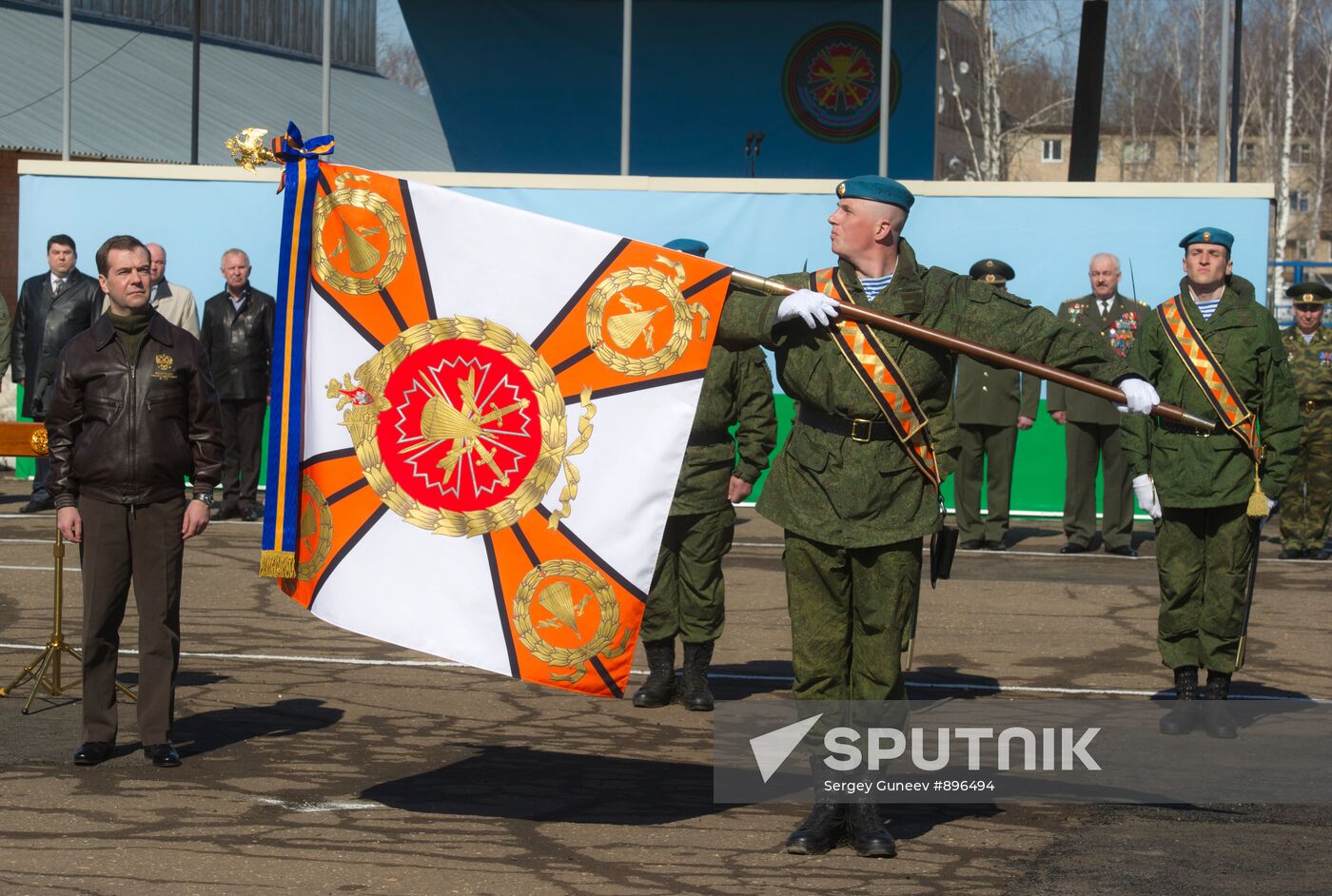 Dmitry Medvedev visits Russian Airborne Troops regiment No.45