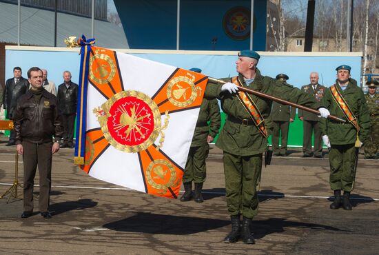 Dmitry Medvedev visits Russian Airborne Troops regiment No.45