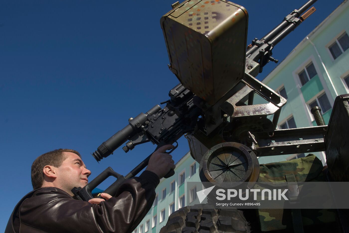 Dmitry Medvedev visits Russian Airborne Troops regiment No.45