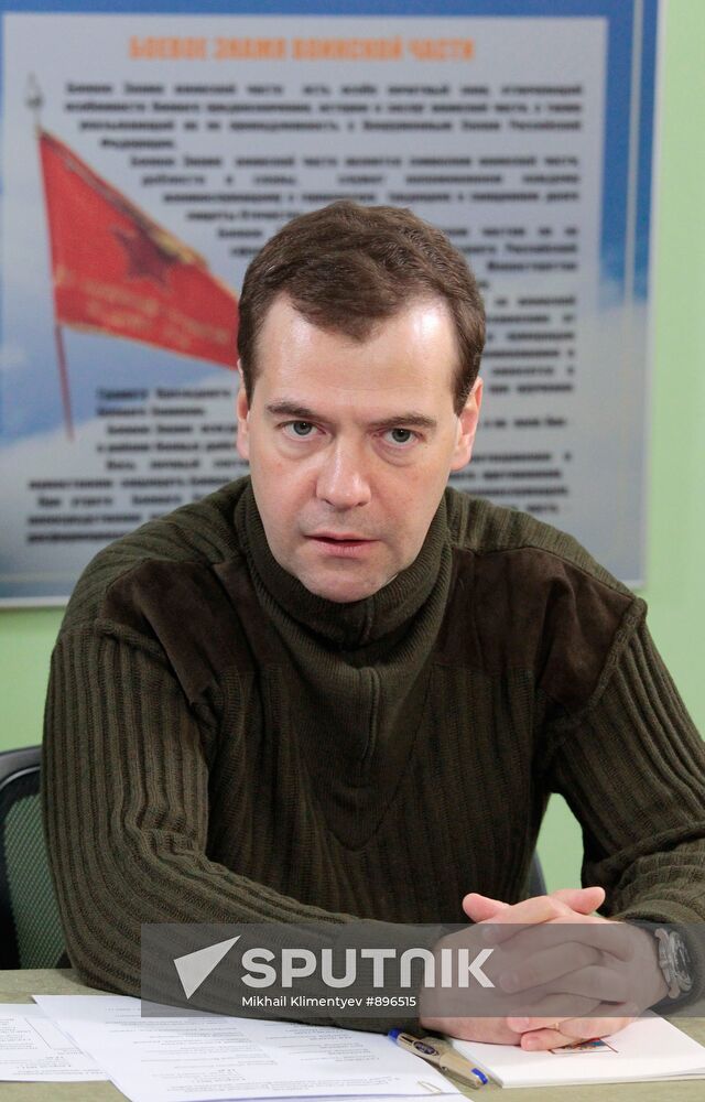 Dmitry Medvedev visits 45th Airborne Regiment