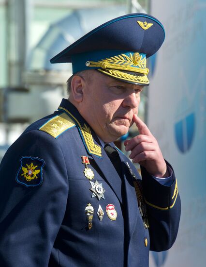 Dmitry Medvedev visits 45th Airborne Regiment