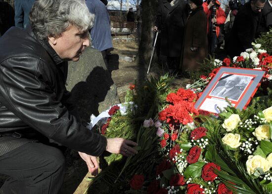 Funeral of former Soviet partisan Vasily Kononov held in Riga