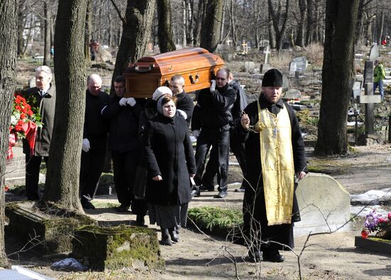 Funeral of former Soviet partisan Vasily Kononov held in Riga
