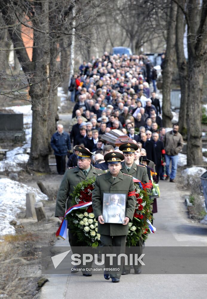 Funeral of former Soviet partisan Vasily Kononov held in Riga
