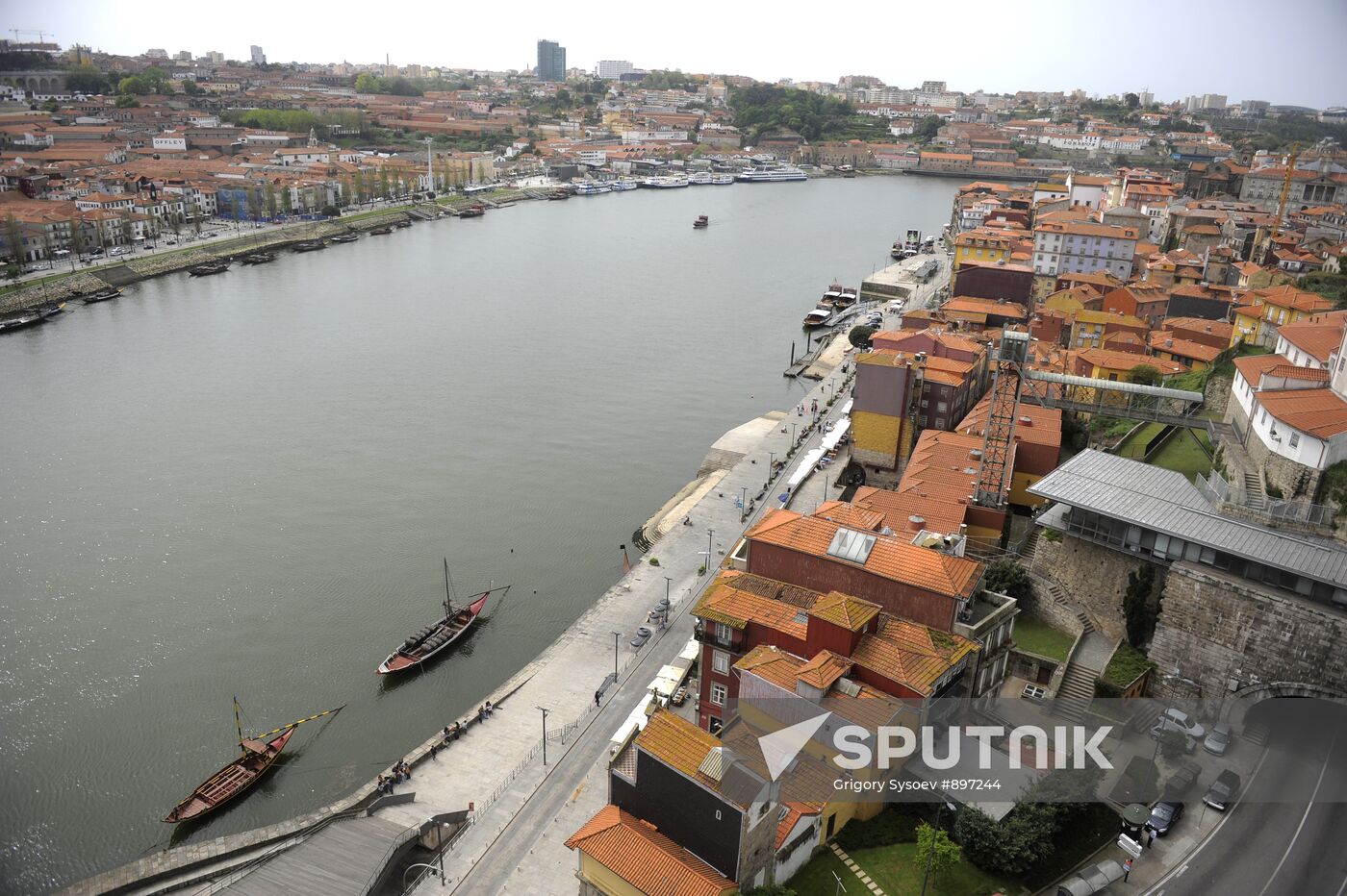 World cities. Porto