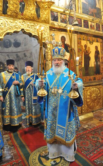 Patriarch conducts Divine Service on Annunciation Day