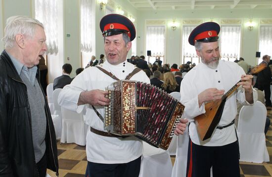 Presentation of Mikhail Sholokhov's "And Quiet Flows the Don"