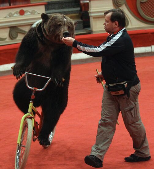 Animal tamer Viktor Kudryavtsev