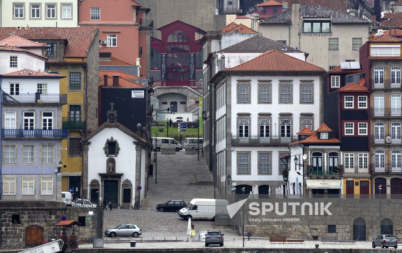 Cities of the world. Porto