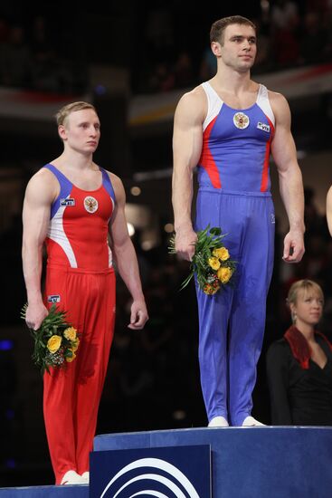 Alexander Balandin and Konstantin Pluzhnikov