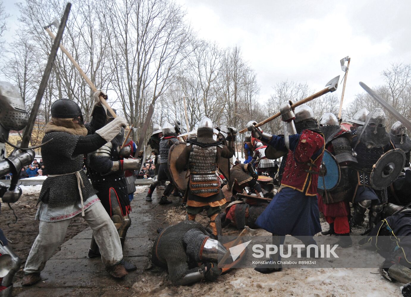Historic Festival "Cathedral Squads"