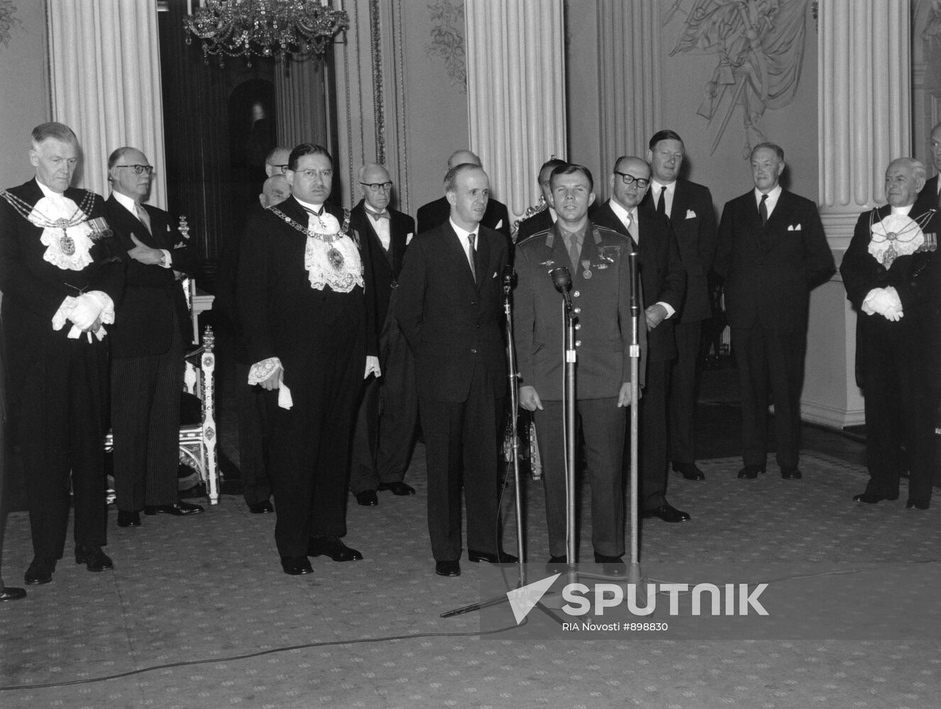 Yury Gagarin visits United Kingdom