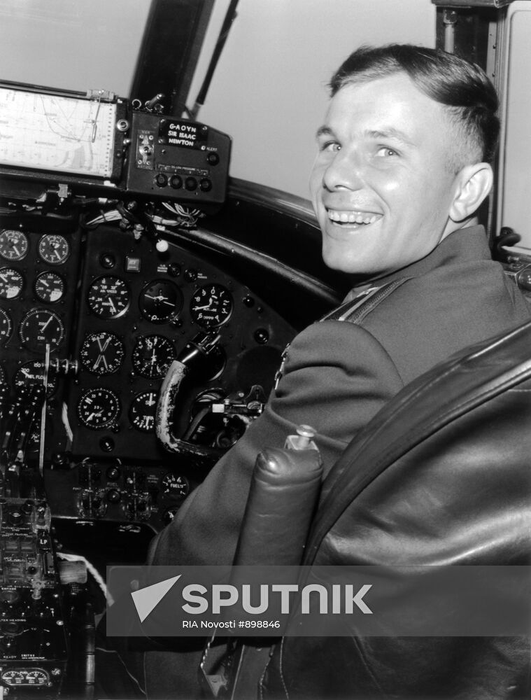 Yury Gagarin visits United Kingdom