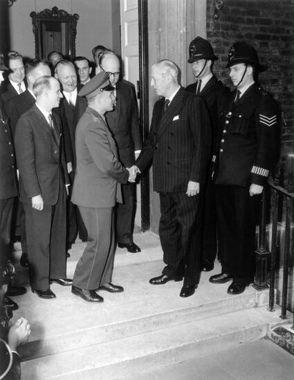 Yury Gagarin visits United Kingdom