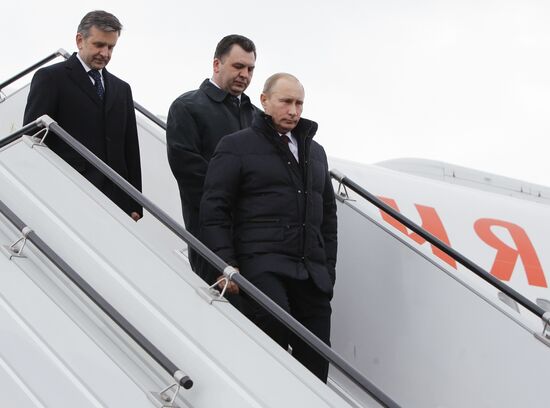 Vladimir Putin visits Kiev