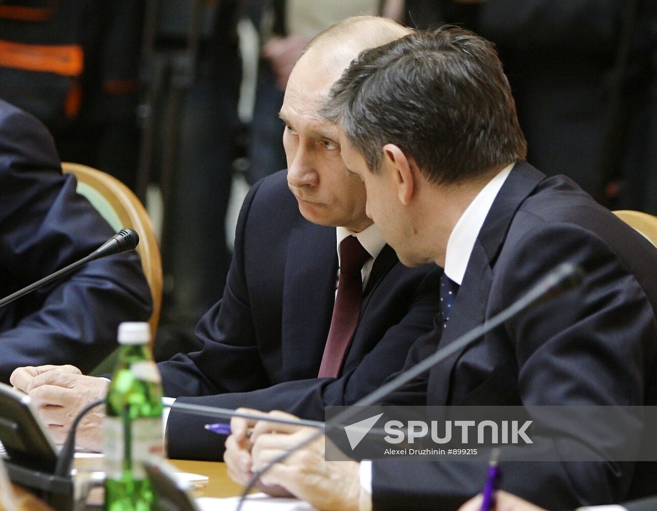 Vladimir Putin visits Kiev