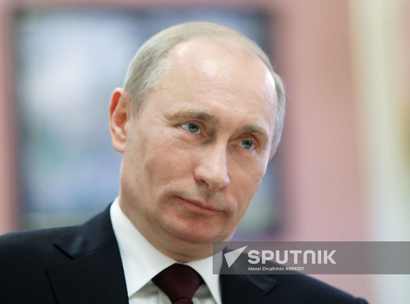 Vladimir Putin visits Kiev