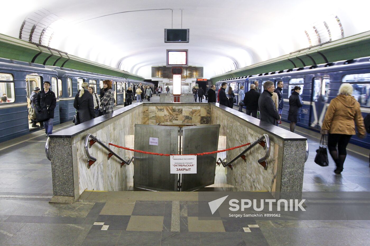 Police boost security in Minsk metro