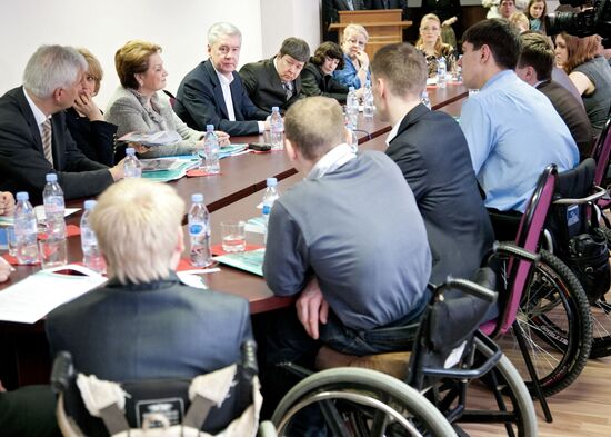 Sergei Sobyanin visits Rossiya leisure and arts center